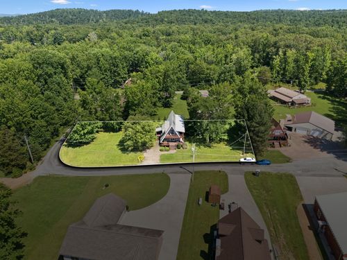 117 Sparrow Ln, Dover, TN, 37058-5560 | Card Image