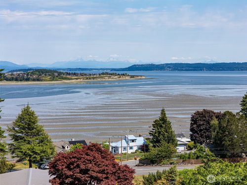 3162 Sw Greatview Pl, Oak Harbor, WA, 98277-8182 | Card Image