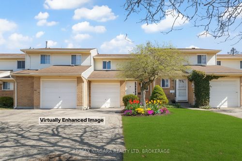 18 Julie Dr, Thorold, ON, L2V4L5 | Card Image