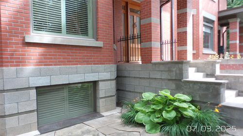 223 3rd Ave N, Great Falls, MT, 59401-2418 | Card Image