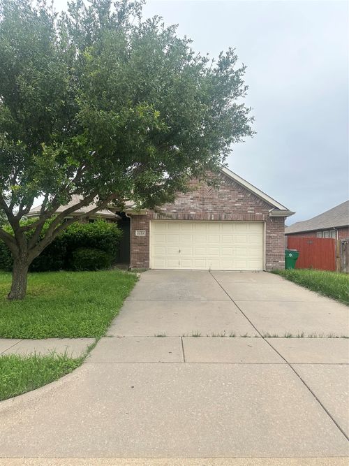 1213 Gardenia Ln, Crowley, TX, 76036-4075 | Card Image
