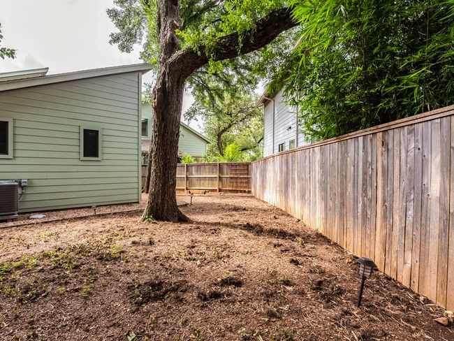 B - 4006 Valley View Rd, House other with 3 bedrooms, 3 bathrooms and null parking in Austin TX | Image 26