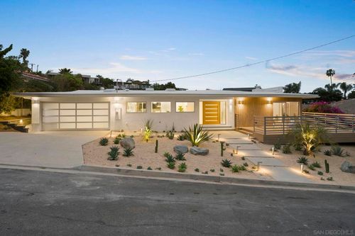 5851 Box Canyon Rd, La Jolla, CA, 92037-7405 | Card Image