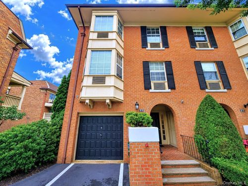 1569-13-15 Estates Ln, Bayside, NY, 11360-1366 | Card Image
