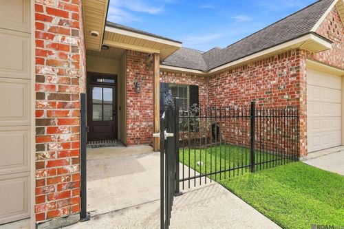26690 Palmetto Lake Court West, Denham Springs, LA, 70726 | Card Image