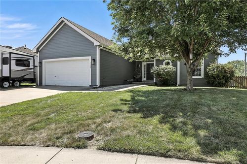 1105 Melody Ct, Kearney, MO, 64060-7646 | Card Image