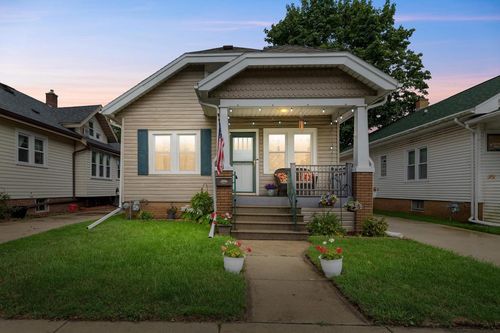 929 Monroe Avenue, RACINE, WI, 53405 | Card Image