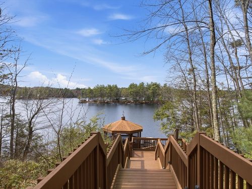 72 Warren Ave, Harvard, MA, 01451-1613 | Card Image