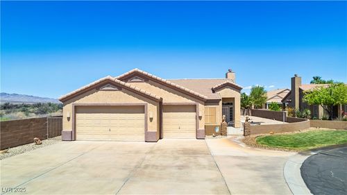 1204 Golf Club Dr, Laughlin, NV, 89029-1533 | Card Image