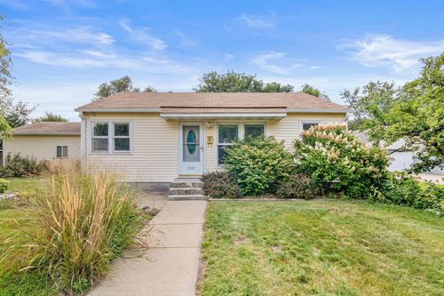 5527 Fremont Ave N, Brooklyn Center, MN, 55430-3161 | Card Image