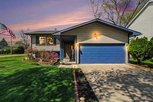 1607 Brookline St, Canton, MI, 48187-3159 | Card Image