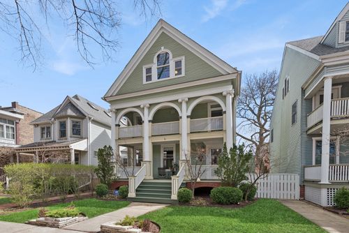 5247 N Magnolia Ave, Chicago, IL, 60640-2202 | Card Image