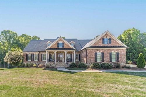 2124 Stonegate Way, Monroe, GA, 30656-8923 | Card Image