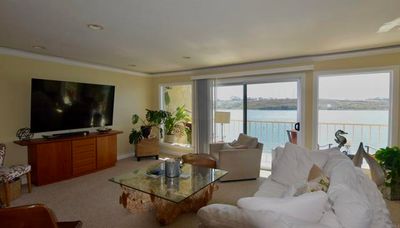 15 - Marina Drive, Condo with 2 bedrooms, 2 bathrooms and 2 parking in Carlsbad CA | Image 3