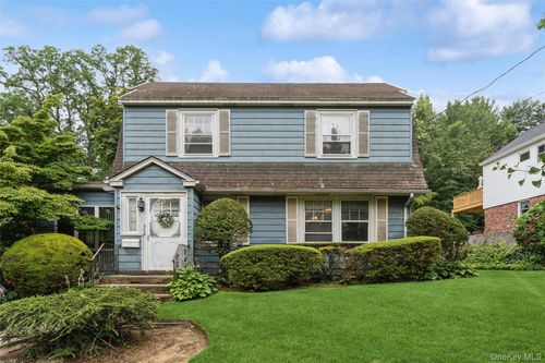 358 Arleigh Road, New York, NY, 11363 | Card Image