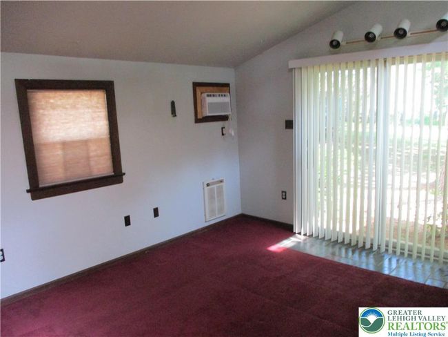 713 Engler Rd, House other with 2 bedrooms, 1 bathrooms and null parking in Nazareth PA | Image 7