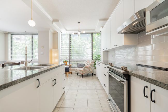 101 - 1551 Foster St, Condo with 1 bedrooms, 1 bathrooms and 1 parking in White Rock BC | Image 14