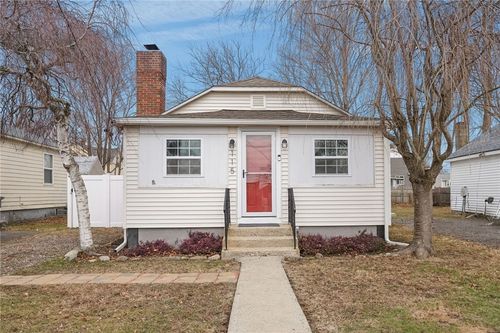 115 Samuel Gorton Ave, Warwick, RI, 02889-5229 | Card Image