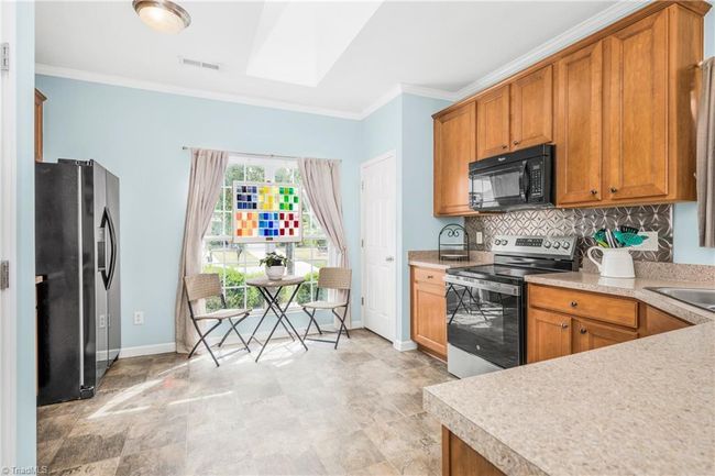New fridge, dishwasher and stove | Image 4