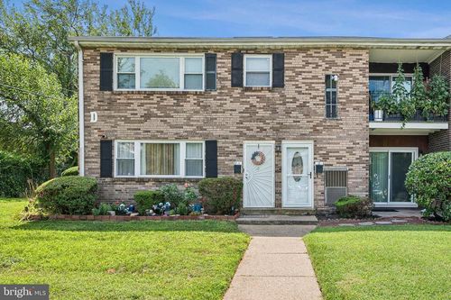 apt-d2-1294 Cooper St, BEVERLY, NJ, 08010-3004 | Card Image