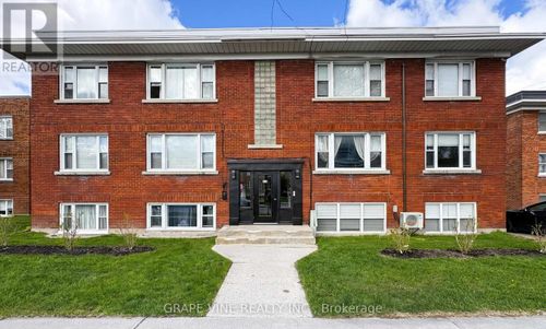 824 Kirkwood Avenue, Ottawa, ON, K1Z5Y2 | Card Image