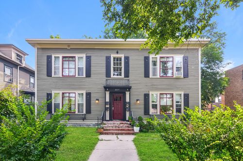 2315 Clinton Ave, Minneapolis, MN, 55404-3660 | Card Image