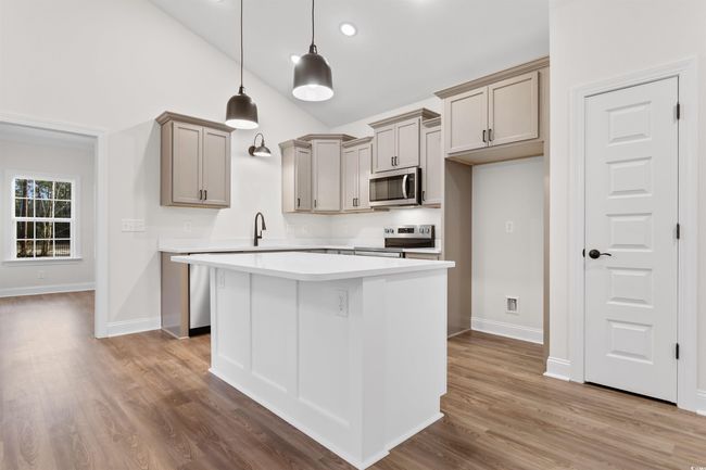 146 Temple Dr, House other with 3 bedrooms, 2 bathrooms and 6 parking in Aynor SC | Image 4