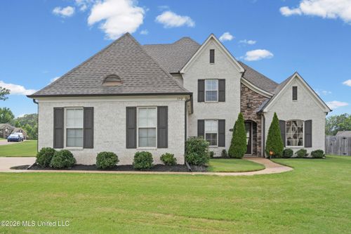 1711 Carlee Dr, Hernando, MS, 38632-8845 | Card Image