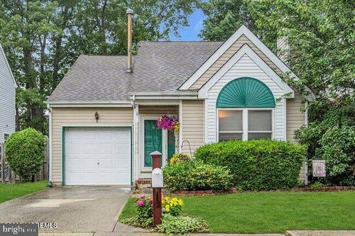 3 Sunnydale Ct, Bayville, NJ, 08721-1398 | Card Image