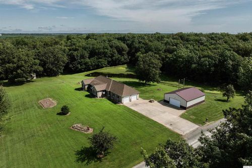 1903 N 1400th Ave, Camp Point, IL, 62320-2333 | Card Image