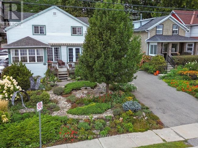 92 Water St E, House other with 2 bedrooms, 3 bathrooms and 2 parking in Brockville ON | Image 38