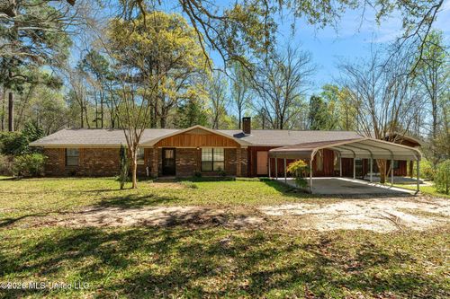 78 Tim Holifield Rd, Laurel, MS, 39443-5704 | Card Image