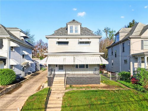 88 Byrer Ave, Uniontown, PA, 15401-4757 | Card Image