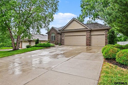 2916 S 165th Avenue, Omaha, NE, 68130 | Card Image