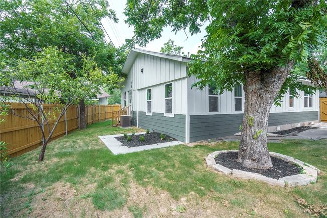 5714 Avenue D, House other with 4 bedrooms, 3 bathrooms and 4 parking in Austin TX | Image 31
