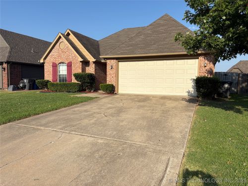 5012 S 189th East Ave, Tulsa, OK, 74134-7168 | Card Image