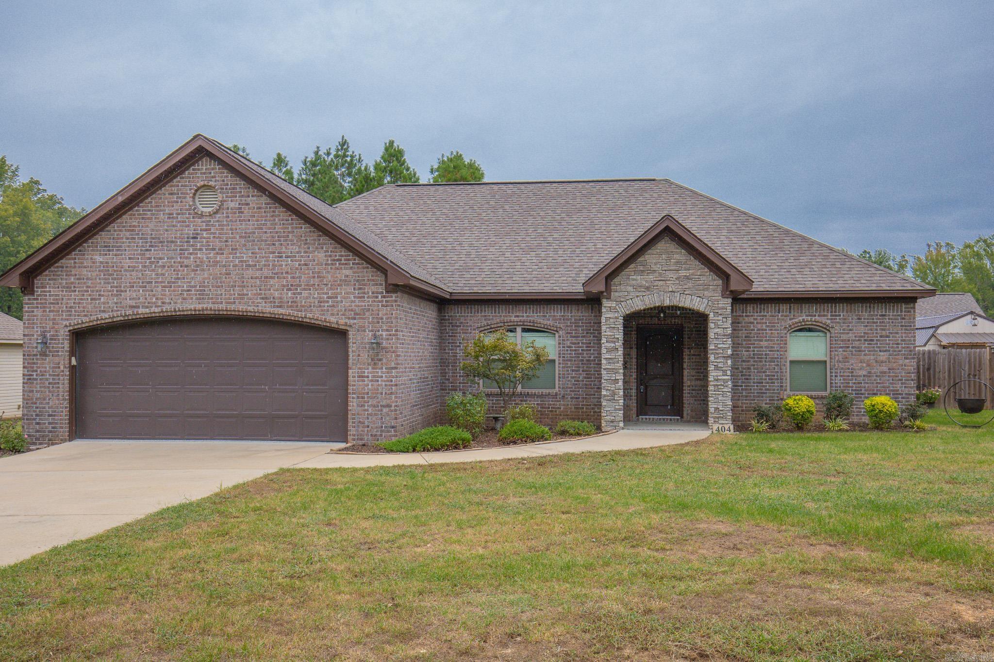 Red St, Sheridan, AR 72150