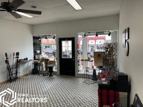 420 Main St, Bedford, IA, 50833-1322 | Card Image