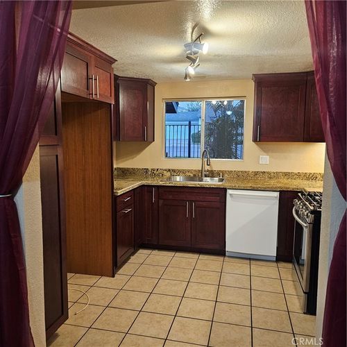 101 W Olive Ave, La Habra, CA, 90631-6045 | Card Image