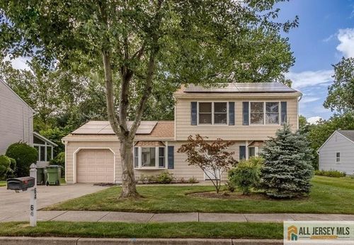 64 Netherwood Cir, Edison, NJ, 08820-1659 | Card Image