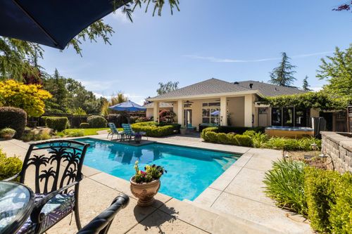 18810 Pyrite Ct, Penn Valley, CA, 95946-9006 | Card Image