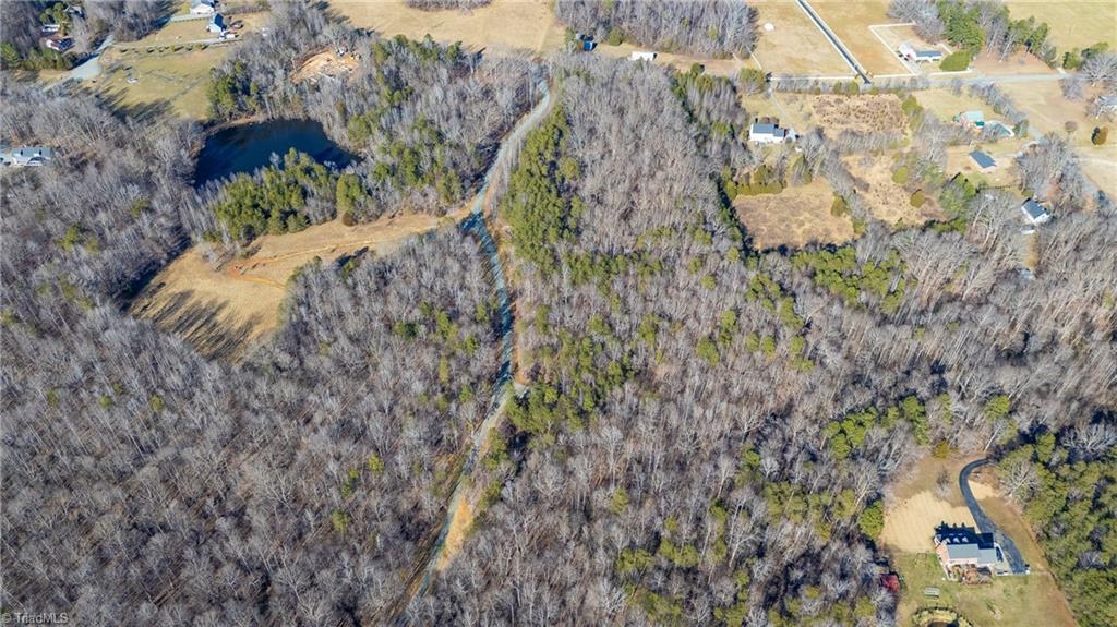 Land in Efland 2