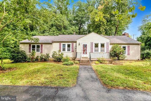 19267 Mockingbird Heights Rd, TRIANGLE, VA, 22172-2210 | Card Image