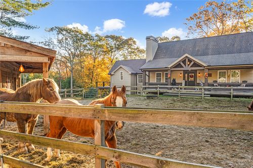 300 Tunk Hill Rd, Hope, RI, 02831-1556 | Card Image