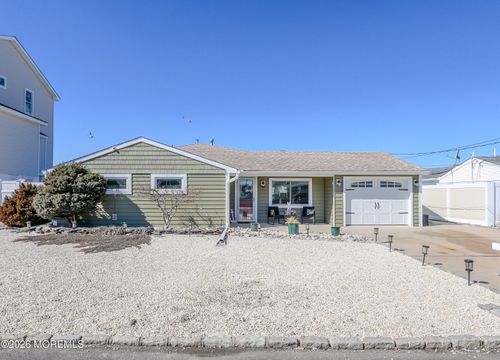 16 Peg Leg Way, Waretown, NJ, 08758-2131 | Card Image