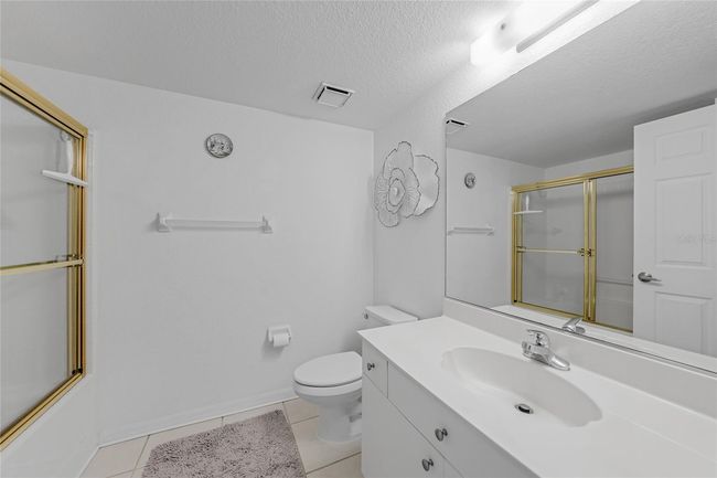 APT-2101 - 5725 Greenwood Ave, Condo with 2 bedrooms, 2 bathrooms and null parking in NORTH PORT FL | Image 22