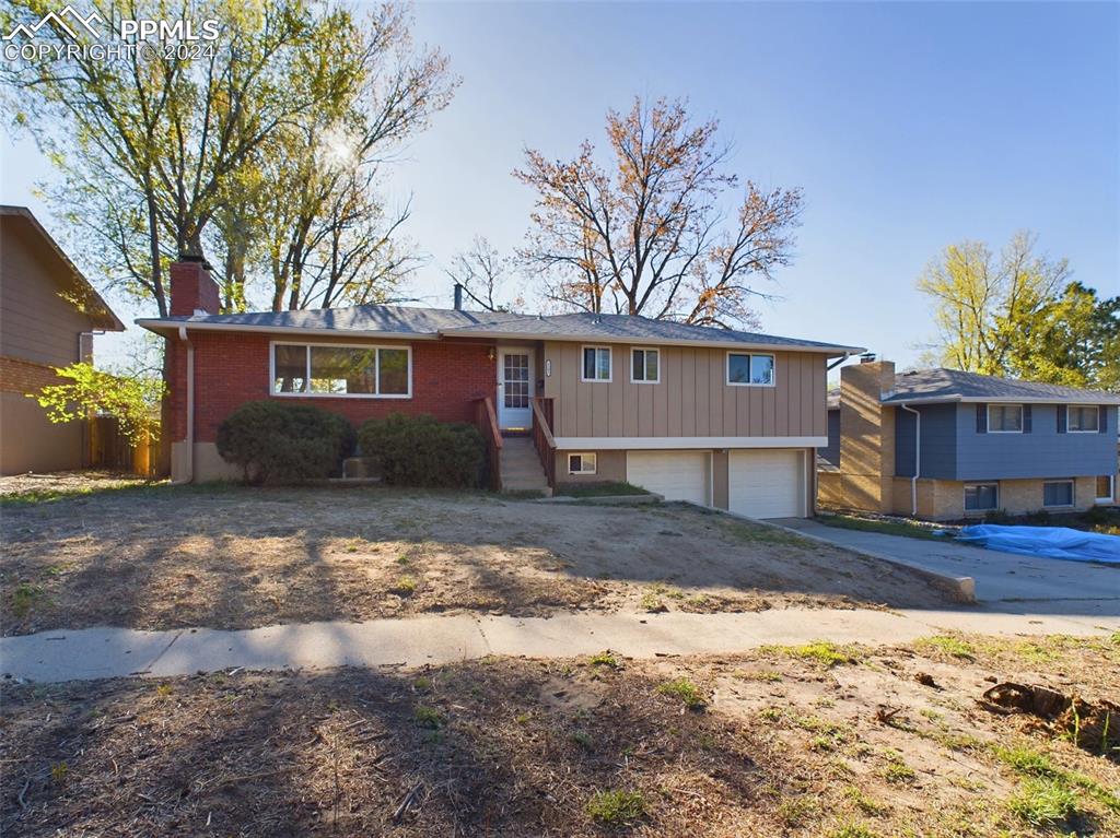 Warwick Ln, Colorado Springs, CO 80909