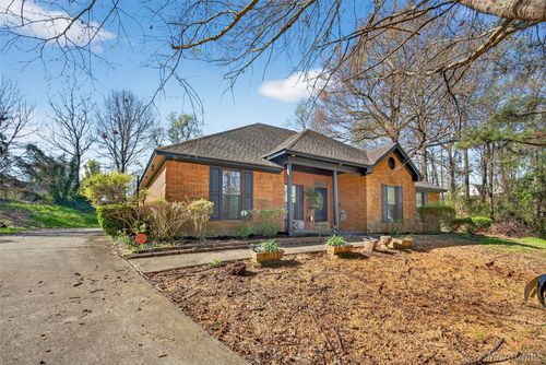 186 Lake Bend Cv, Elmore, AL, 36025-1057 | Card Image