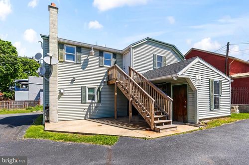 424 E Spring St, LEBANON, PA, 17042 | Card Image