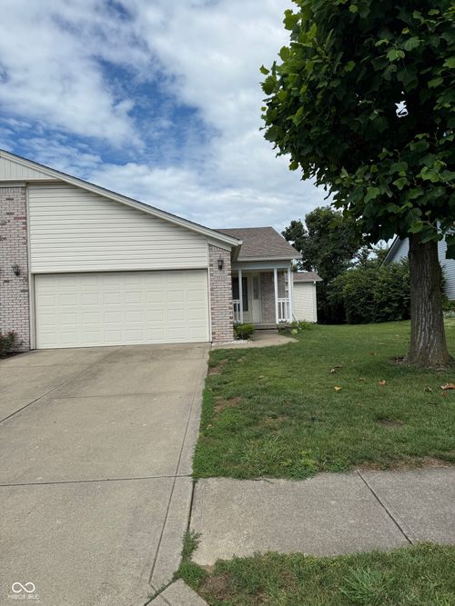 7820 Sault Sainte Marie Dr, Indianapolis, IN, 46227-2565 | Card Image